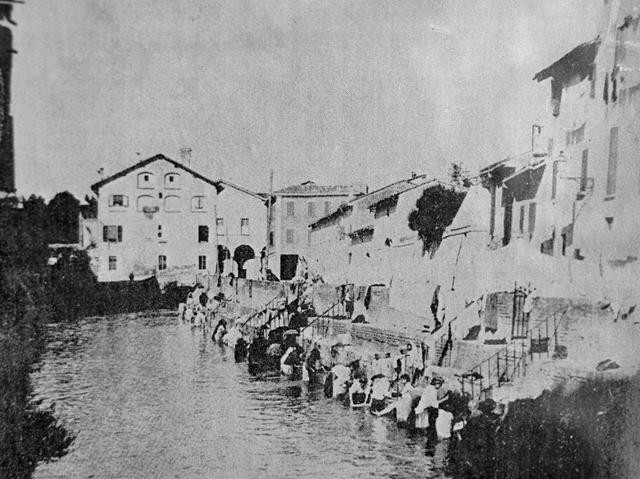 L’acqua dei canali e la vita quotidiana in città -lavatoi e lavandaie di Bologna –